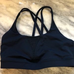 Lululemon energy bra size 6